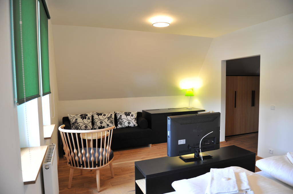 Hotel Sportpark Agnes Bohdaneč Zimmer foto